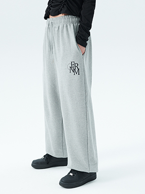 ONE FRONT WIDE JOGGER PANTS